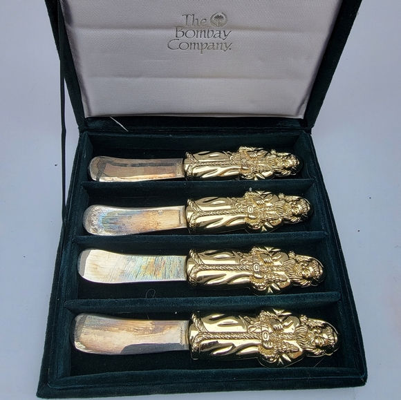 Bombay Other - Bombay 4c jelly/butter knives set